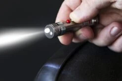 True Utility Laserlite+ -TrekÉquip Magasin lampe torche true utility laserlite 06