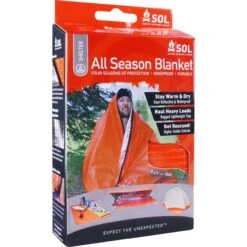 SOL All Season Blanket -TrekÉquip Magasin sol all season blanket 06
